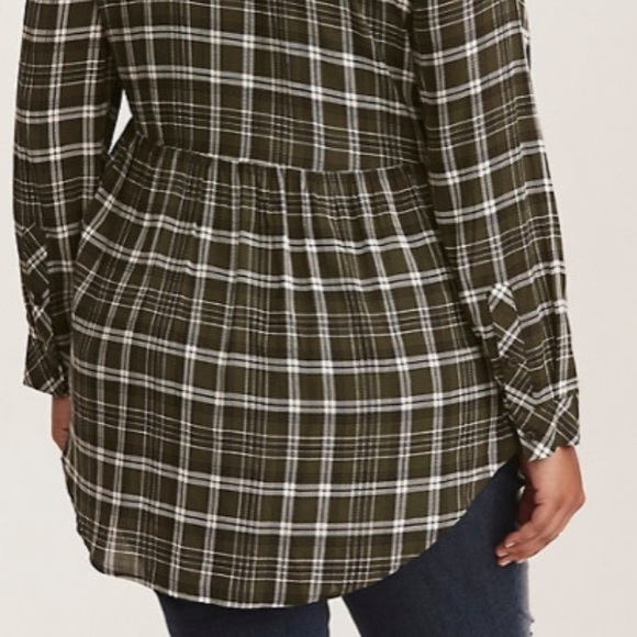 Torrid plaid babydoll tunic button- up hi-lo 2 2X - Picture 2 of 8